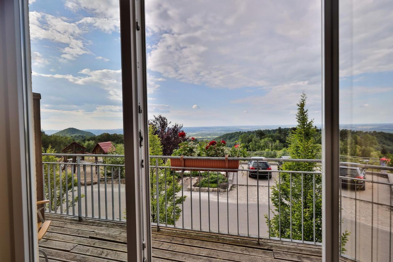 Landgasthof Deutsches Haus Kg Weilheim an der Teck Extérieur photo